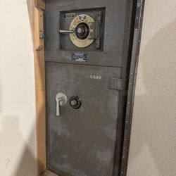 Gary Record Safe