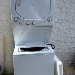 GE stackable Washer/dryer Combo with  Plastic Washing Machine Drain Pan