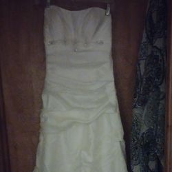 Nearly New Wedding Dress Size 10  