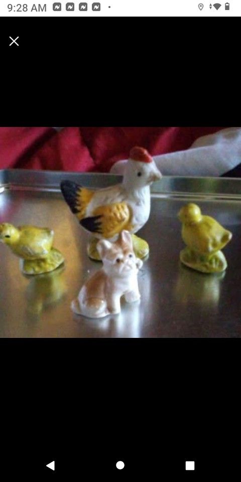 CUTE VINTAGE HEN & HER BABY CHICKS ALONG CAME A DOG