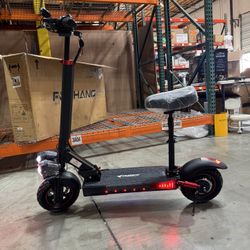 Electric scooter