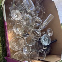 Clear crystal wine glasses