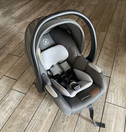 Maxi Cosi Infant Car seat 