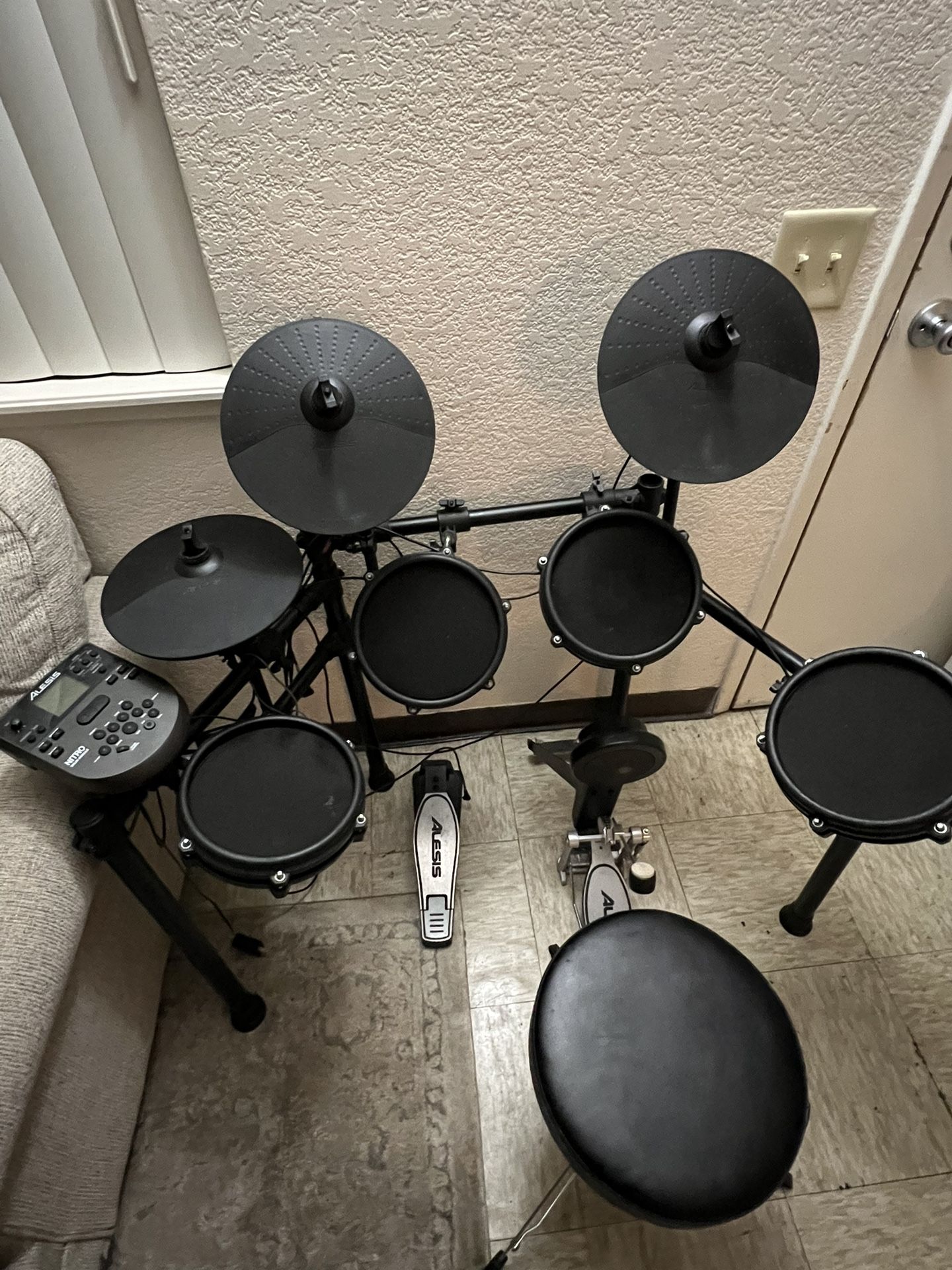 Alesis Electric Drums Set