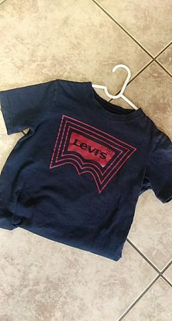 Levis tee..boys size 8..$2