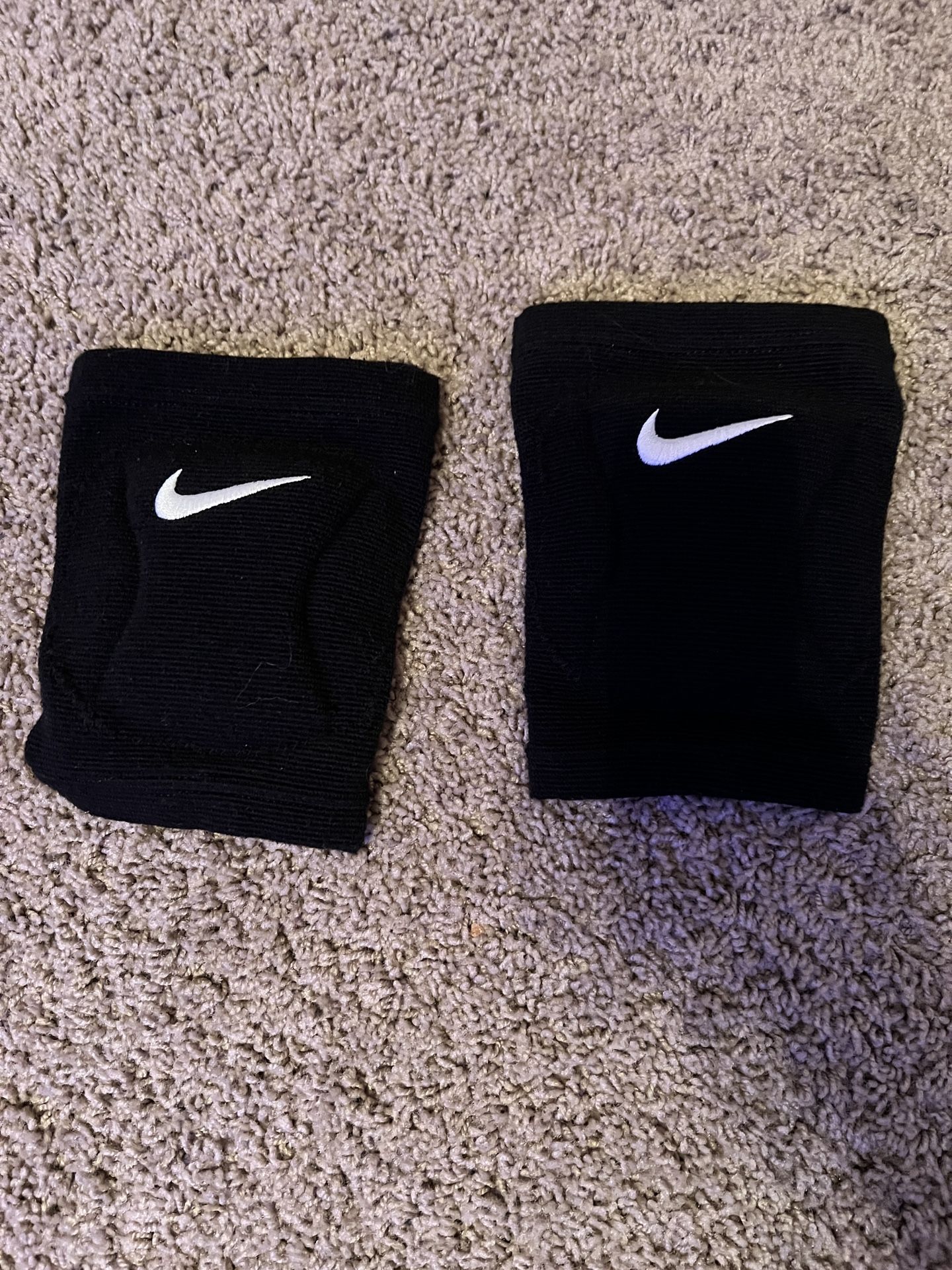 Nike Volleyball Kneepads