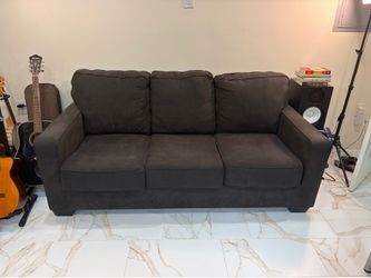 Sofa Couch, need gone by May 30