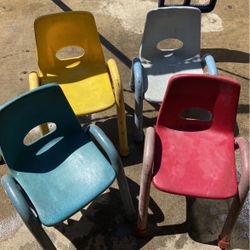 Sillas Pequeñas