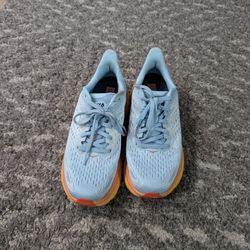 Women's Hoka shoes