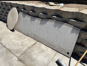 Free Stone - Please Contact Only If You Are Ready To Pick Up