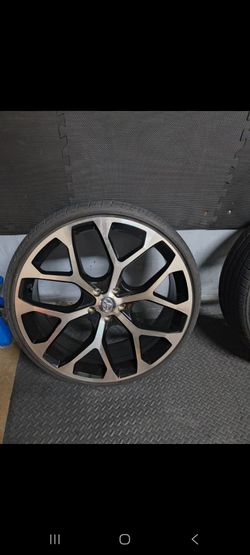 These are used 22-inch Lexus rims