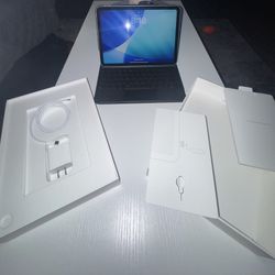 iPad 10th Generation 256GB