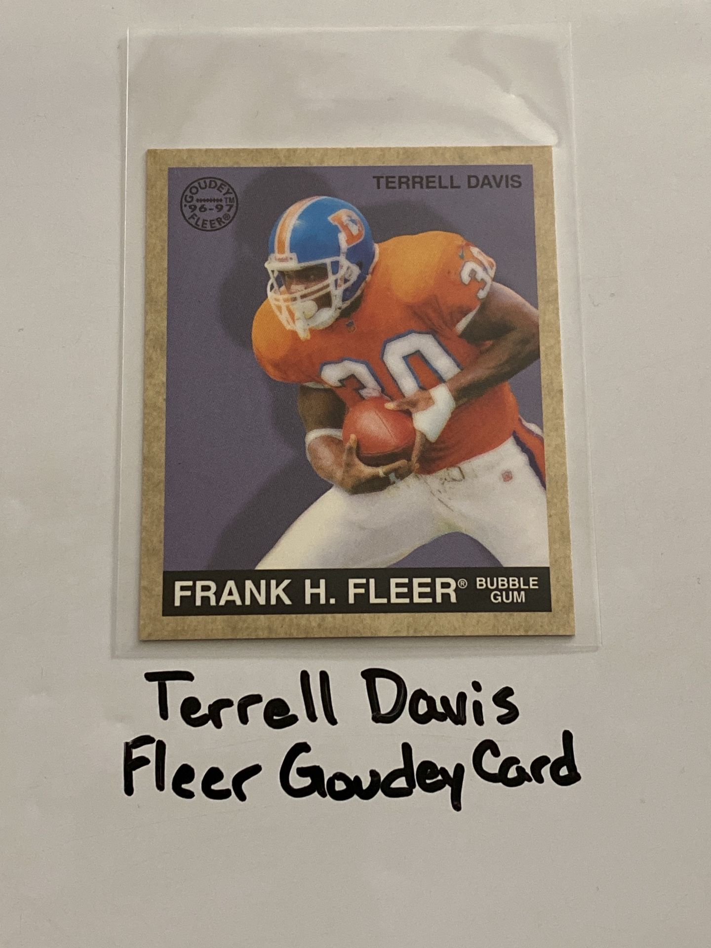 Terrell Davis Denver Broncos Hall of Fame RB Fleer Card.