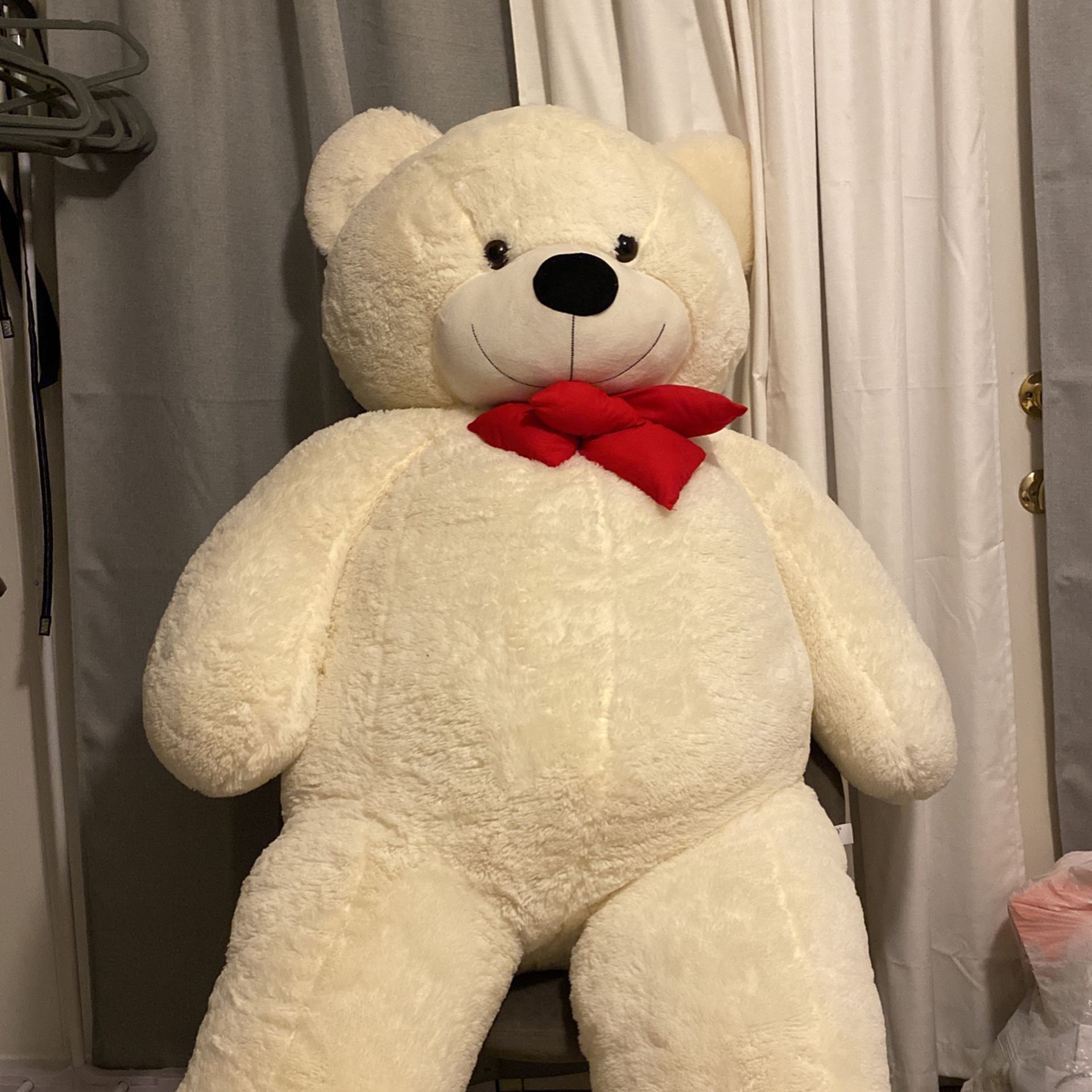 giant teddy bear (6ft) 