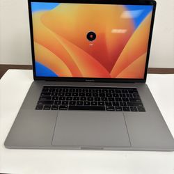 2018 MacBook Pro 15.4”3.1GHz 16GB Intel i7 QuadCore 1TB Music  Recording & Video Editing Software