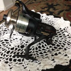 Baitruner 3500B Shimano  Fishing Reel Excellent Condition