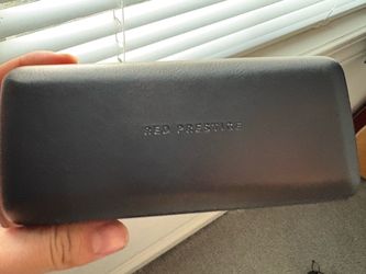 R1 Black Cut lenses