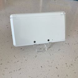 Nintendo 3DS w/FREE Game Of Your Choice • TRADE INS WELCOME