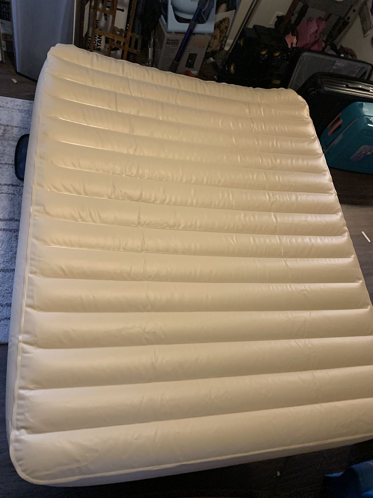 EZ-Bed 24 in. Full Size Air Mattress