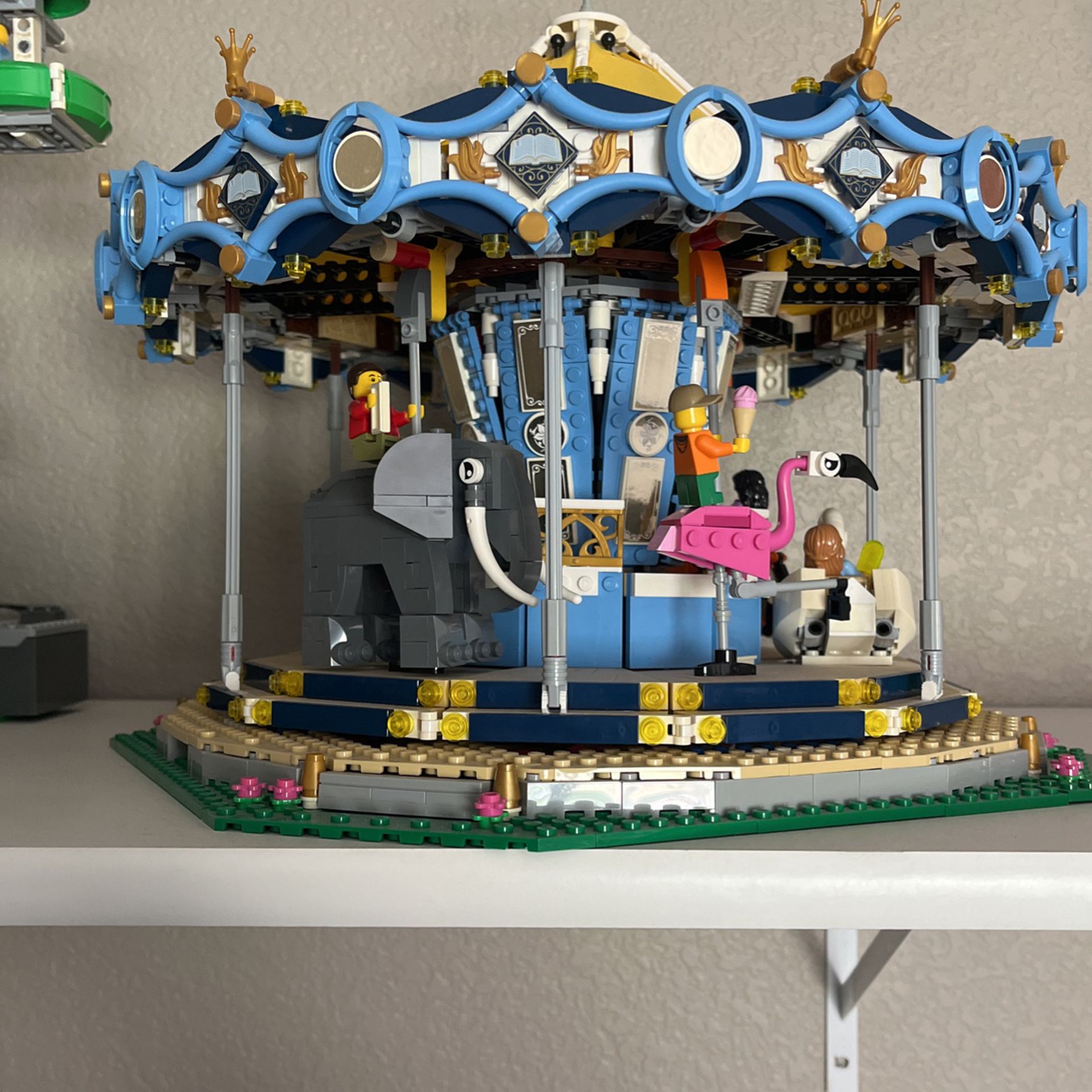 Trække ud buste Flagermus Lego Carousel (10257) for Sale in Parker, CO - OfferUp