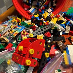 Legos/ Tyco Blocks