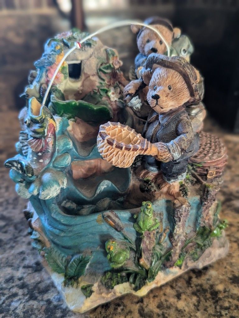 Vintage classic treasures Music Box
