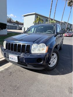 2005 jeep grand Cherokee Laredo