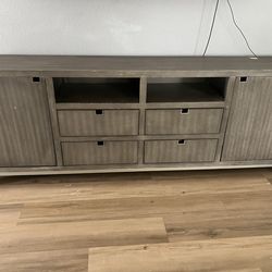 Tv stand