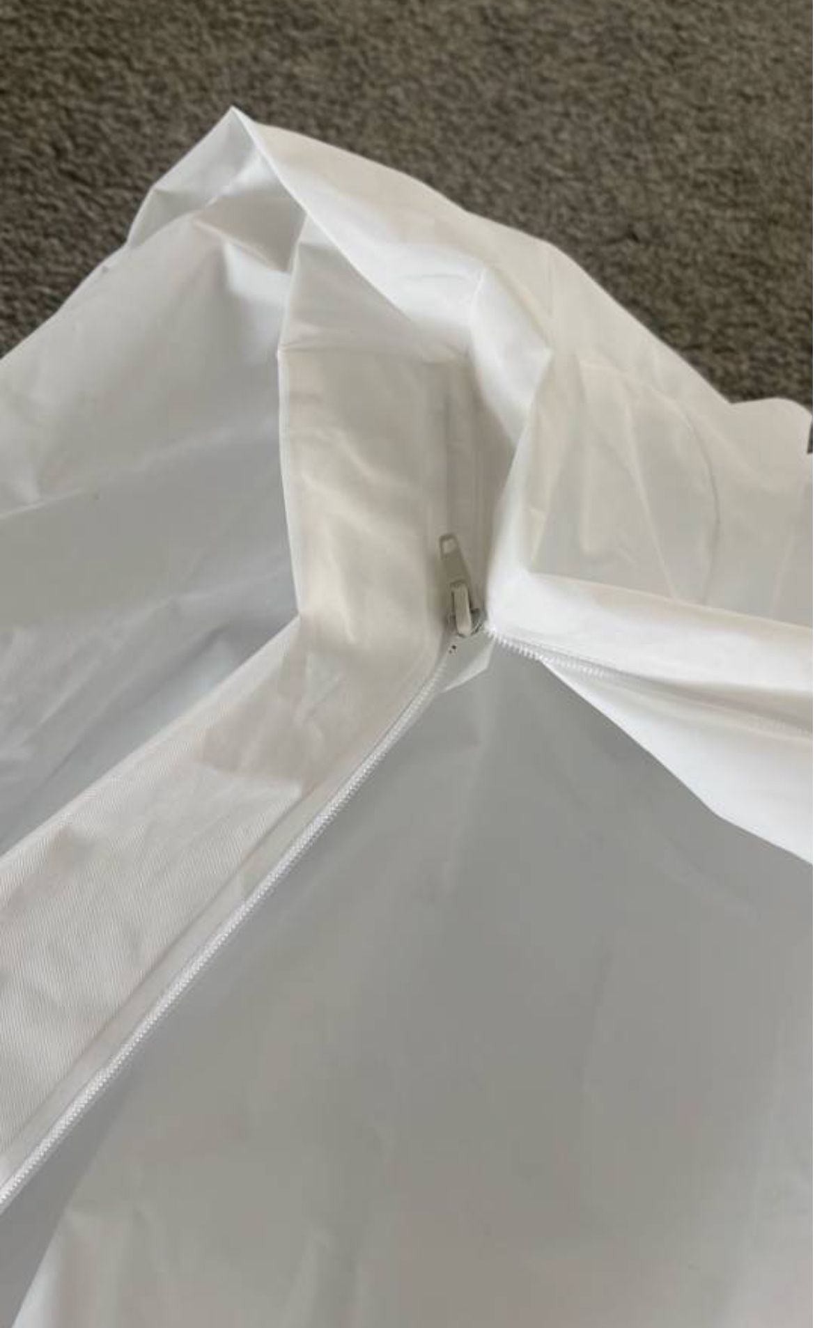 New Twin Size Plastic Mattress Cover - Zips On / Waterproof
