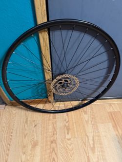 700c front wheel