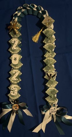 Listones Para Graduación 🧑‍🎓 Disponibles  Los Precios Pueden Variar Solo Liston Sencillo Con Nombre O Año ,$35 