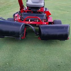 2009 Toro 3050 Greens Mower