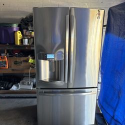 Fridge For Sale Are Plugged In Free Deliver 