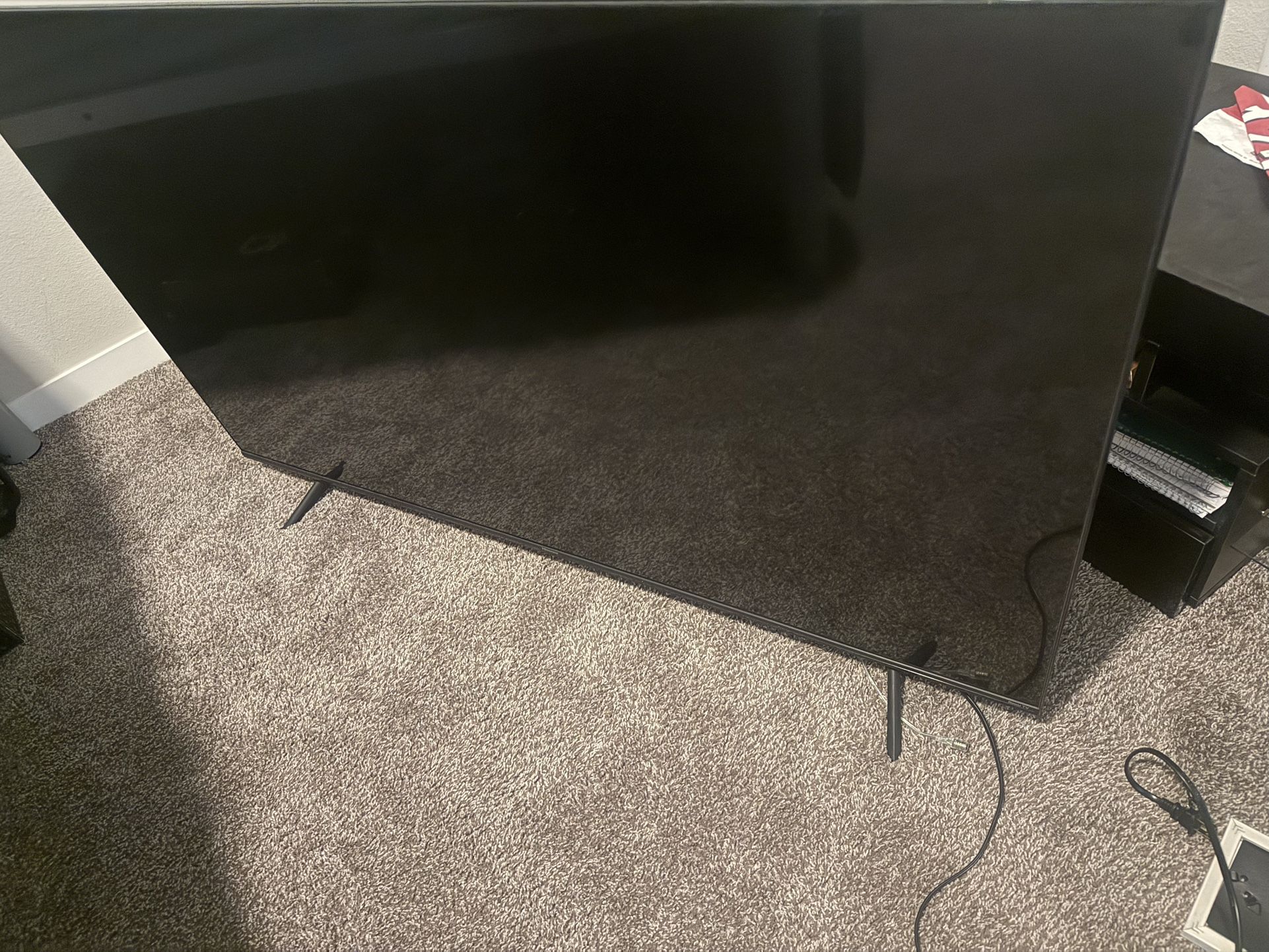 58” High Sense Roku tv 