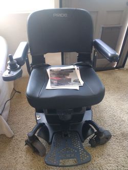 PRIDE MOBILITY SCOOTER