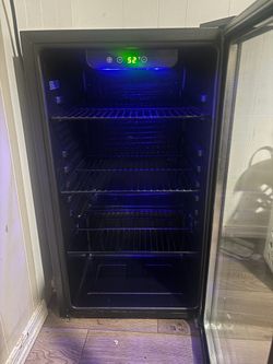 Mini fridge