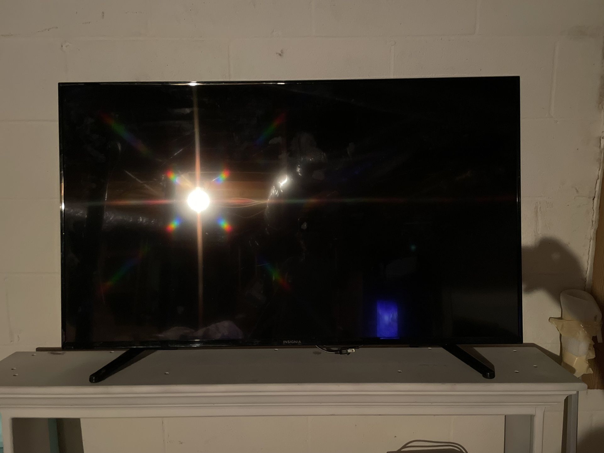 48” Insignia TV