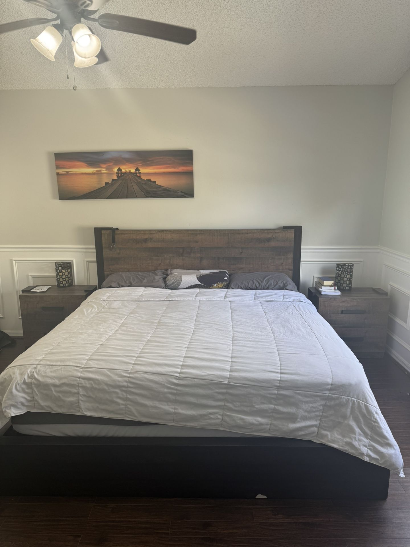 King Size Bed And Two Night Stand’s