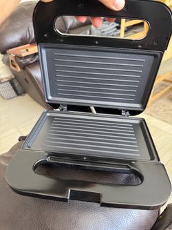 Ovente Panini Press & Sandwich Grill – Stainless Steelu