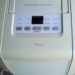 Frigidaire  Dehumidifier 