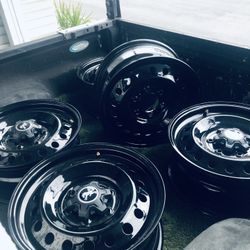 Like New Bronco Black  Diamond Edition 17” Steelies  W/ Caps Lug Nuts. Sensors Available $300 