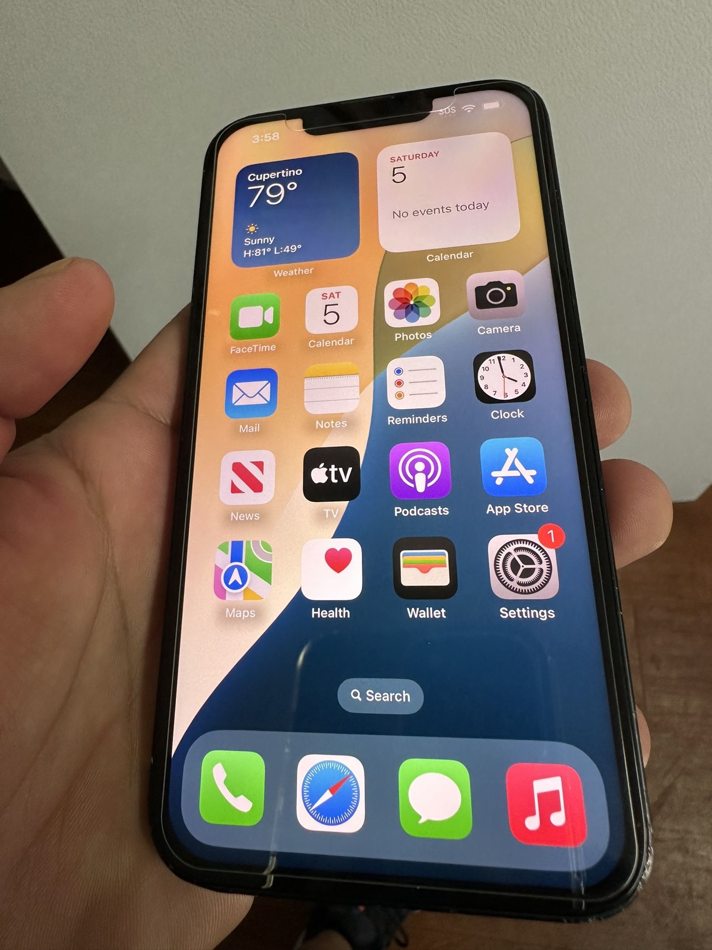 iPhone 13