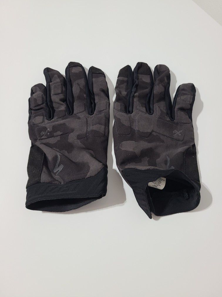 Specialized Cycling Gloves For MB or Cold Days