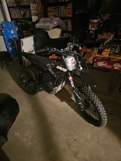 Throne Strike 60v