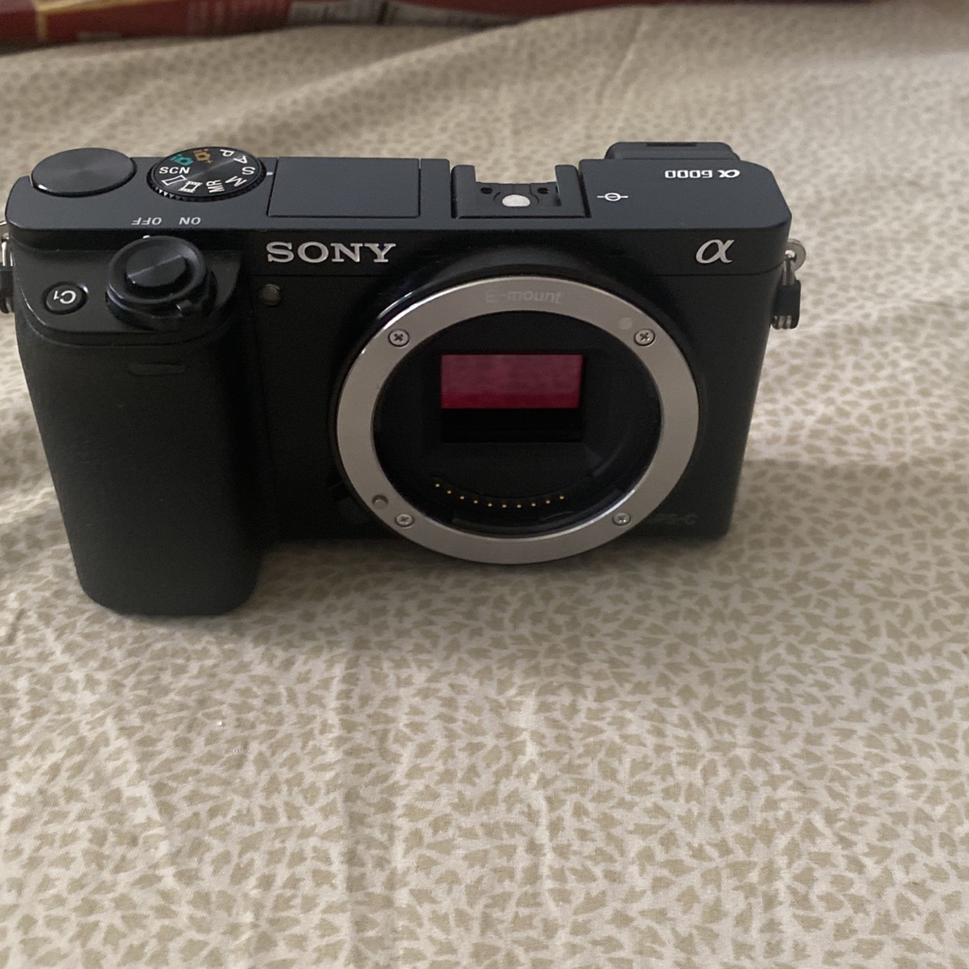 Sony A6000 for Sale in Westminster, CA - OfferUp