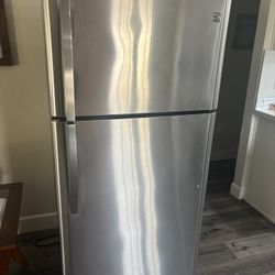 Kenmore Refrigerator 
