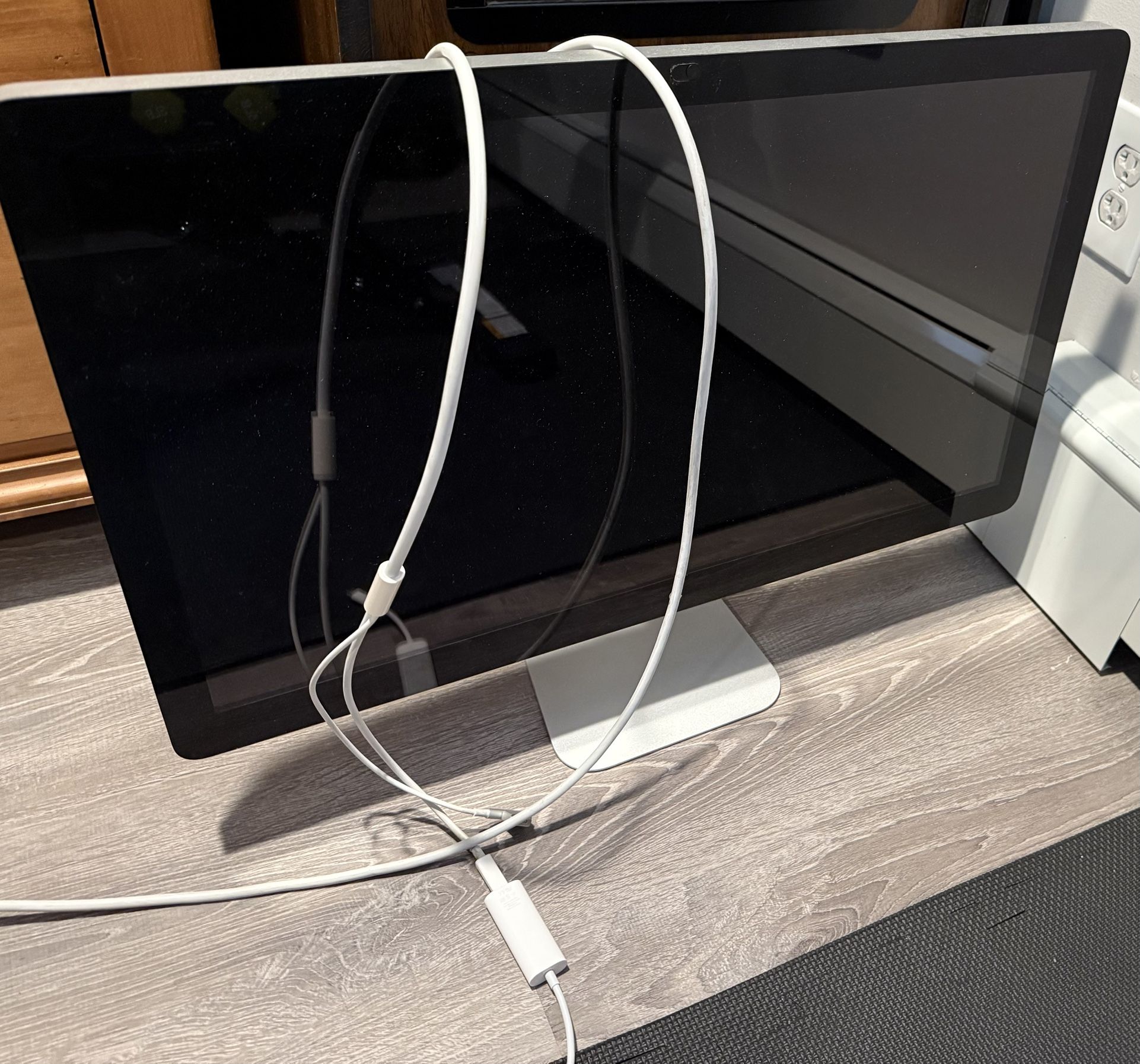 Thunderbolt Display Apple Monitor