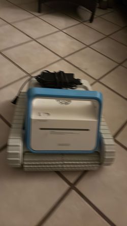 Pool robot