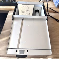 Autograph designer Projector