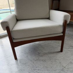 Midcentury Modern Longe Chair 